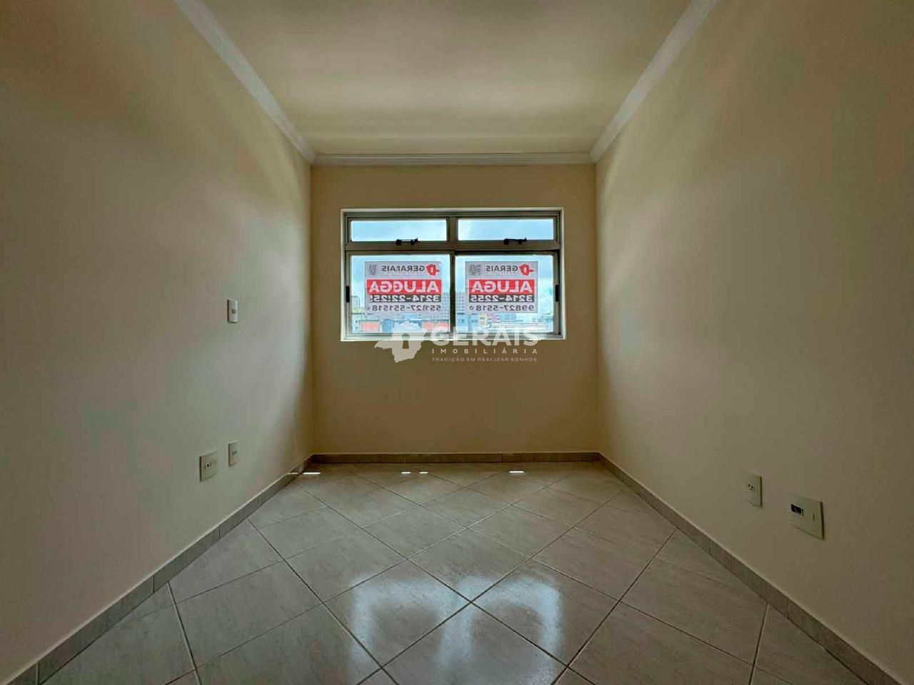 Apartamento para aluguel no CENTRO: 06- QUARTO 02