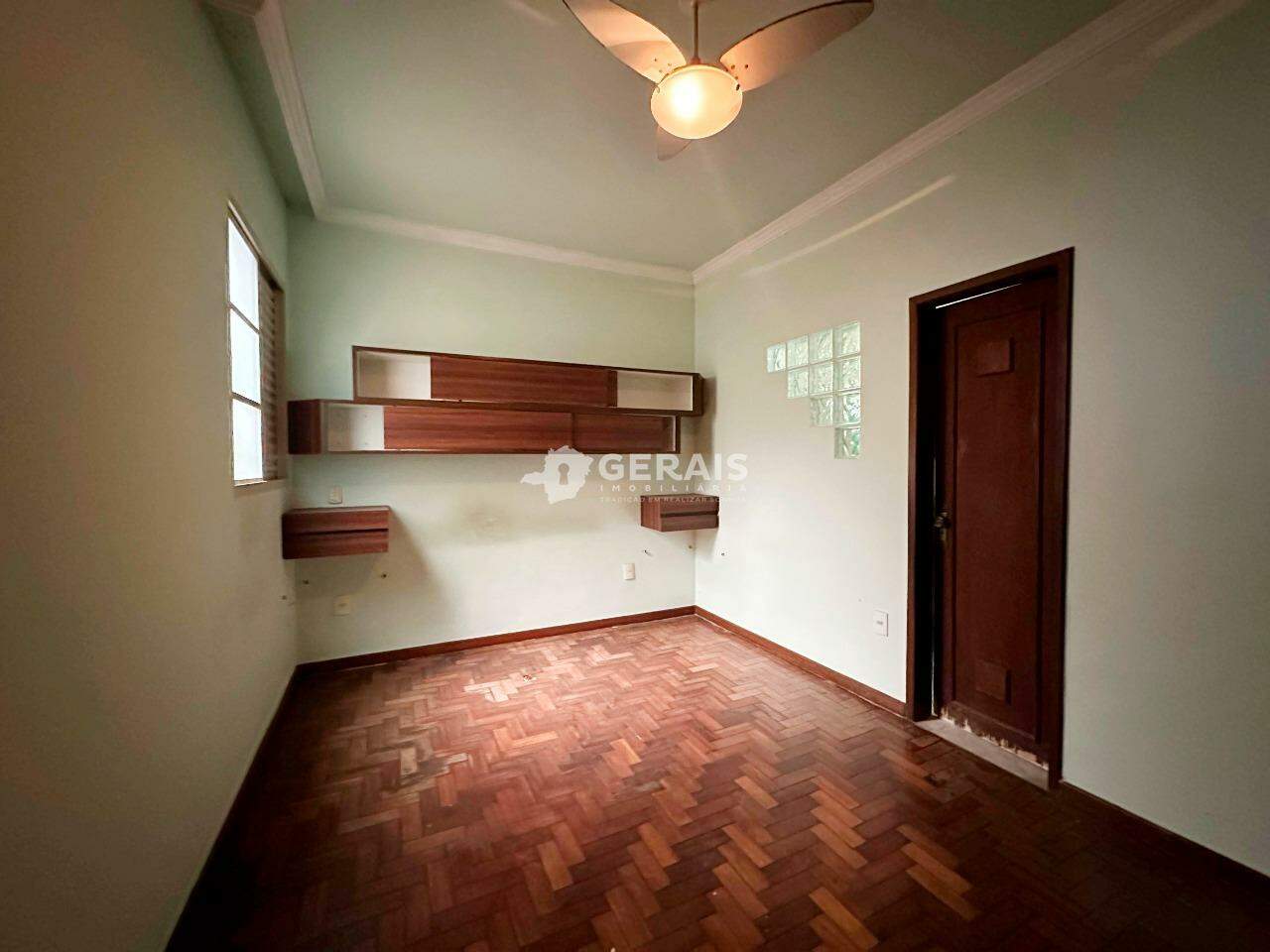 Casa à venda no SIDIL: 09- QUARTO SUÍTE