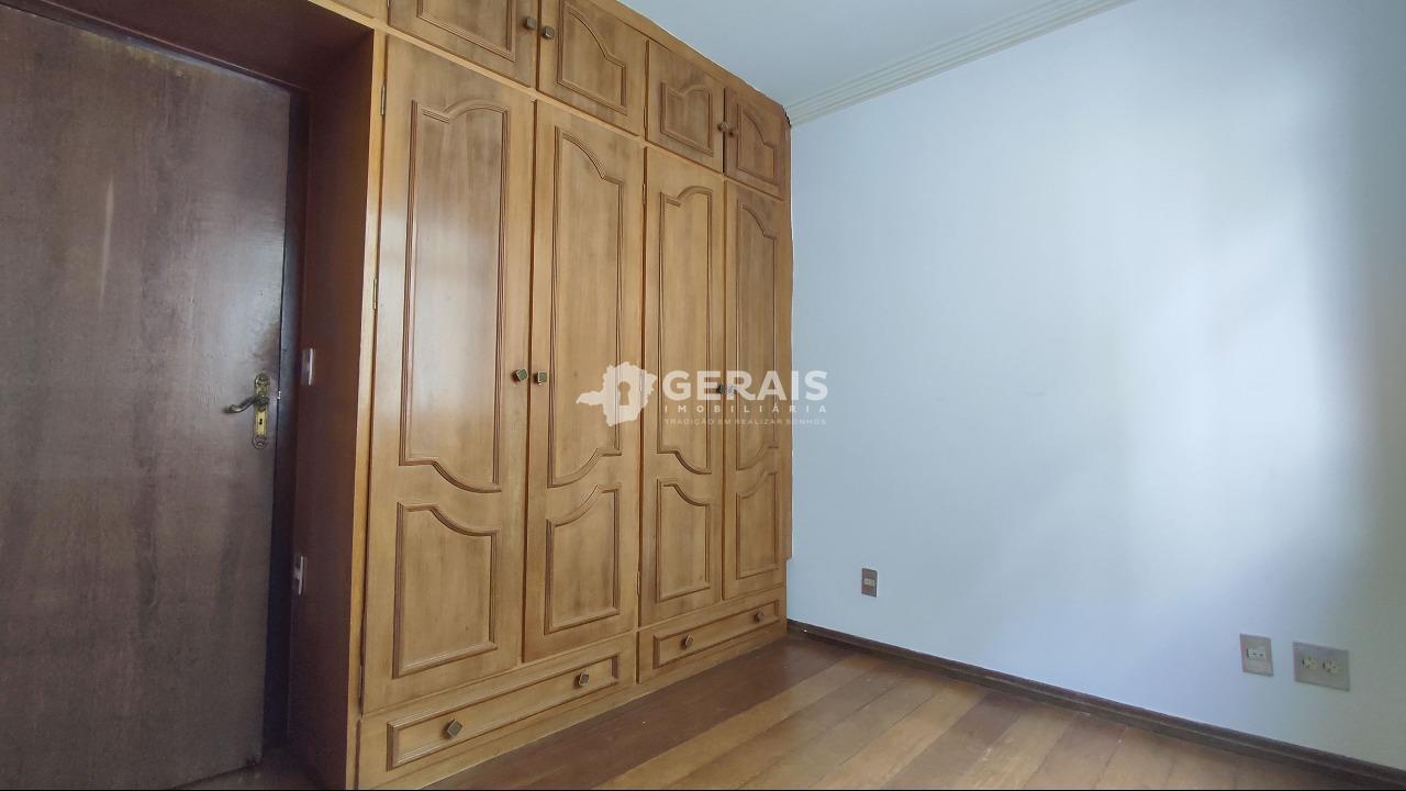 Apartamento para aluguel no CENTRO: 09 - QUARTO 01
