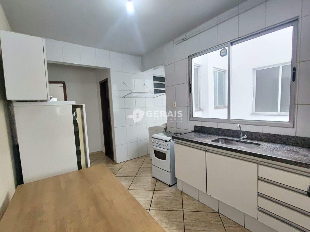 Kitnet para aluguel no VILA CRUZEIRO: 08 - COZINHA