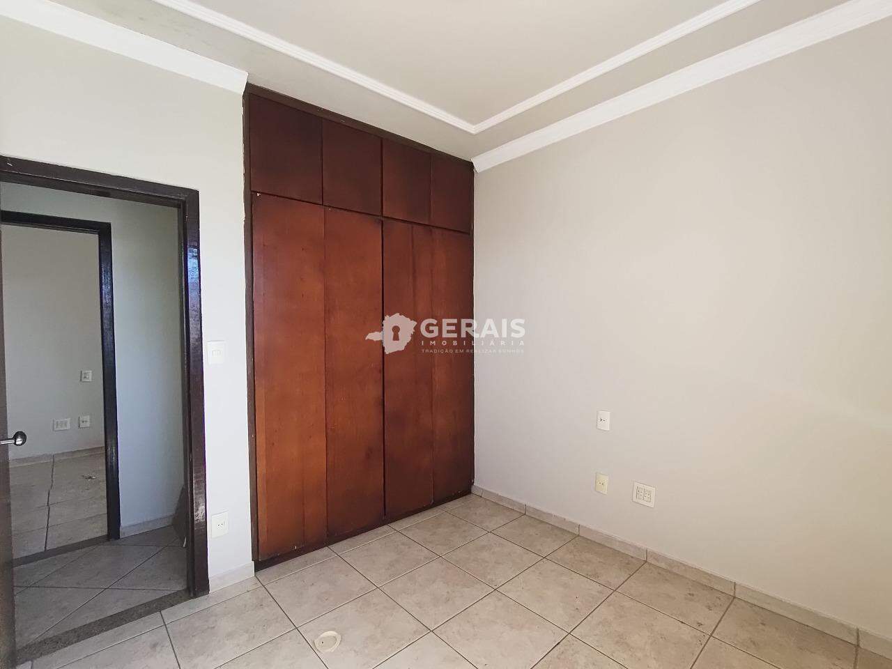 Apto Cobertura para aluguel no SIDIL: 09 - QUARTO 02