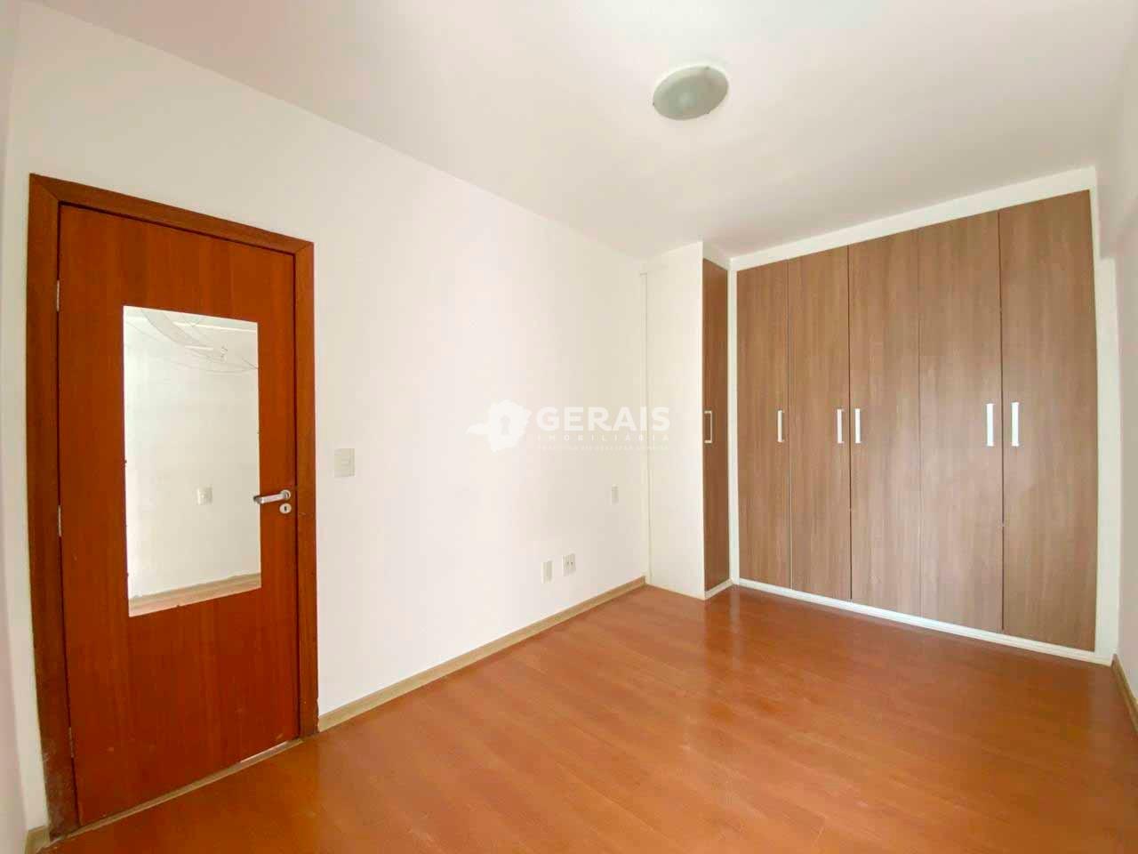 Apartamento para aluguel no CENTRO: 06- QUARTO 03 SUÍTE