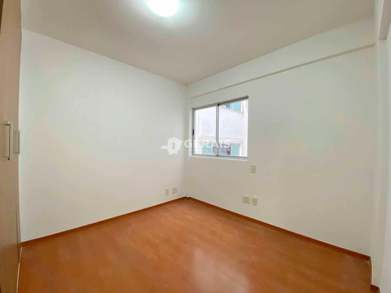 Apartamento para aluguel no CENTRO: 04- QUARTO 01