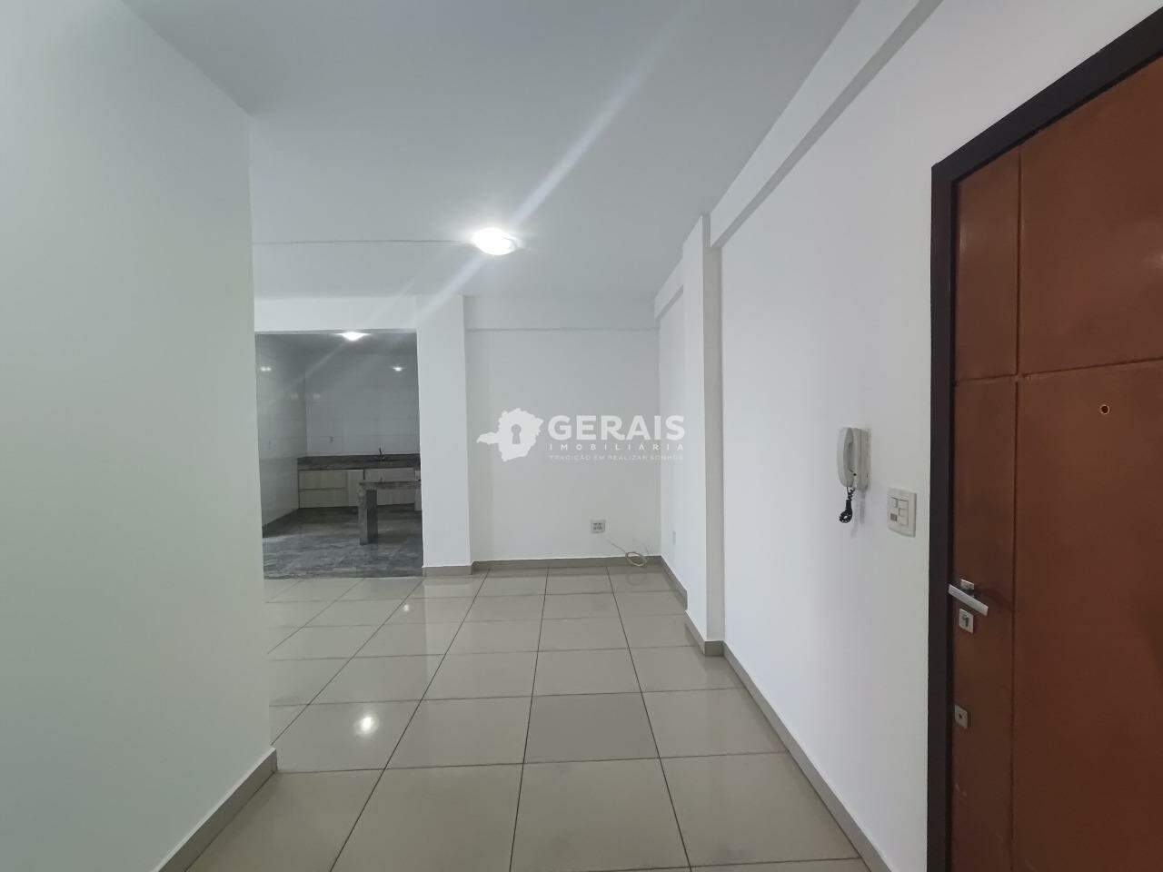 Apartamento para aluguel no CENTRO: 03 - SALA