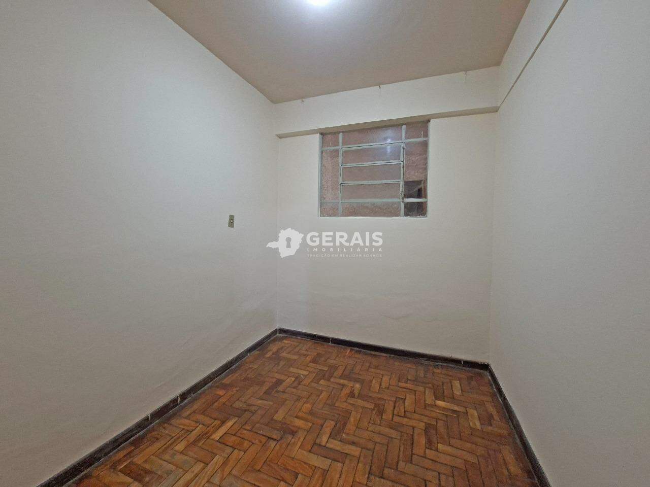 Apartamento para aluguel no CENTRO: 07- QUARTO 01