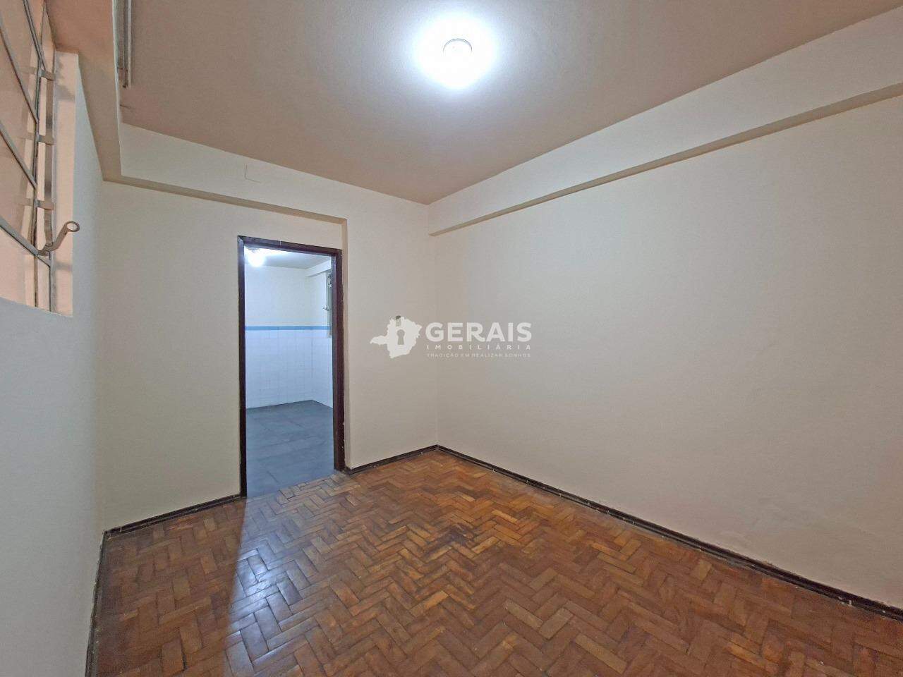 Apartamento para aluguel no CENTRO: 03- SALA 