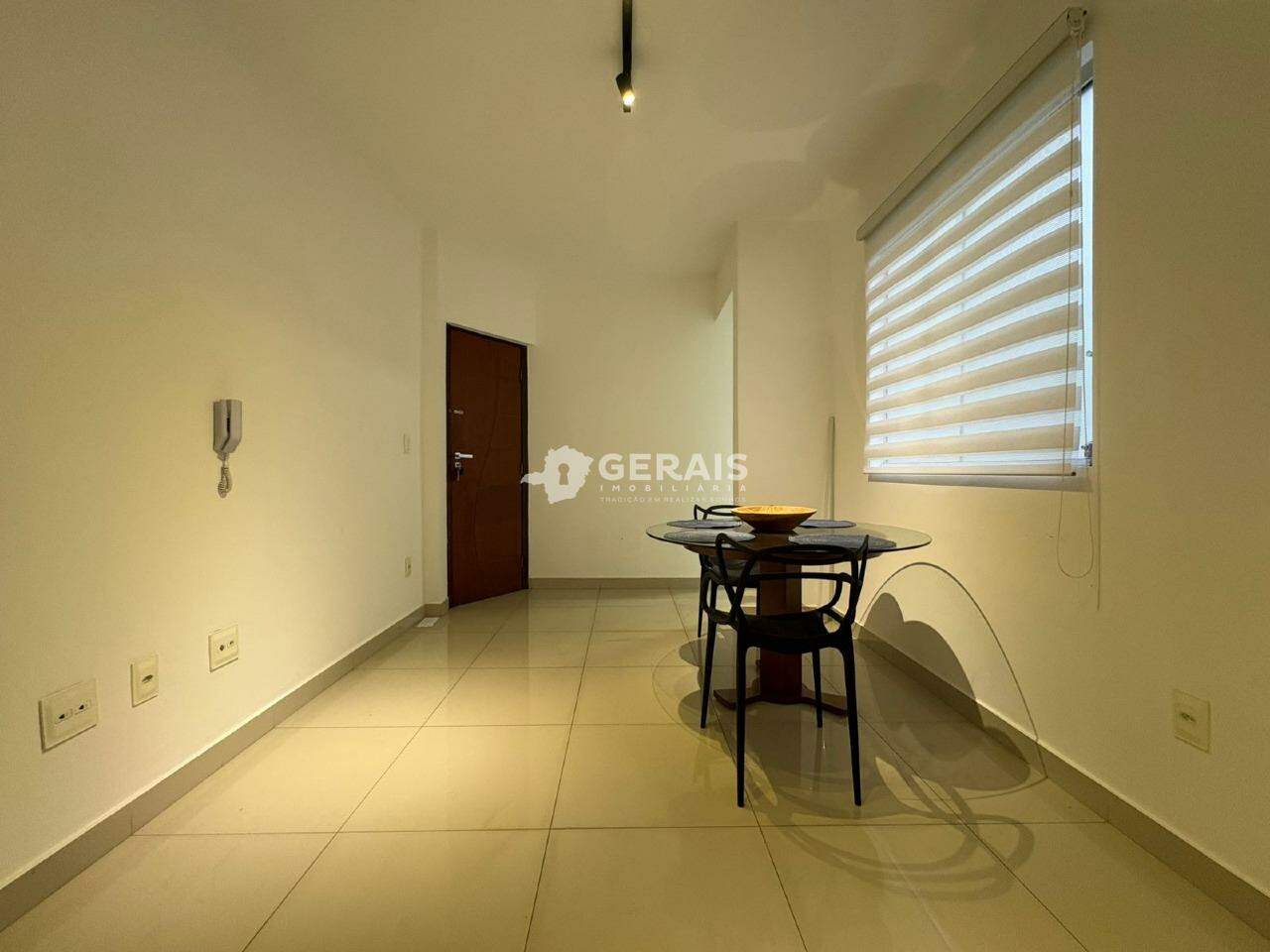 Apartamento para aluguel no CENTRO: 05 - SALA