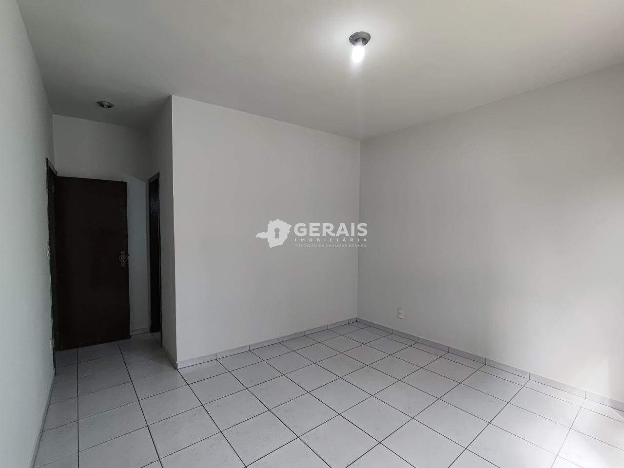 Apartamento para aluguel no CENTRO: 05 - QUARTO SUÍTE