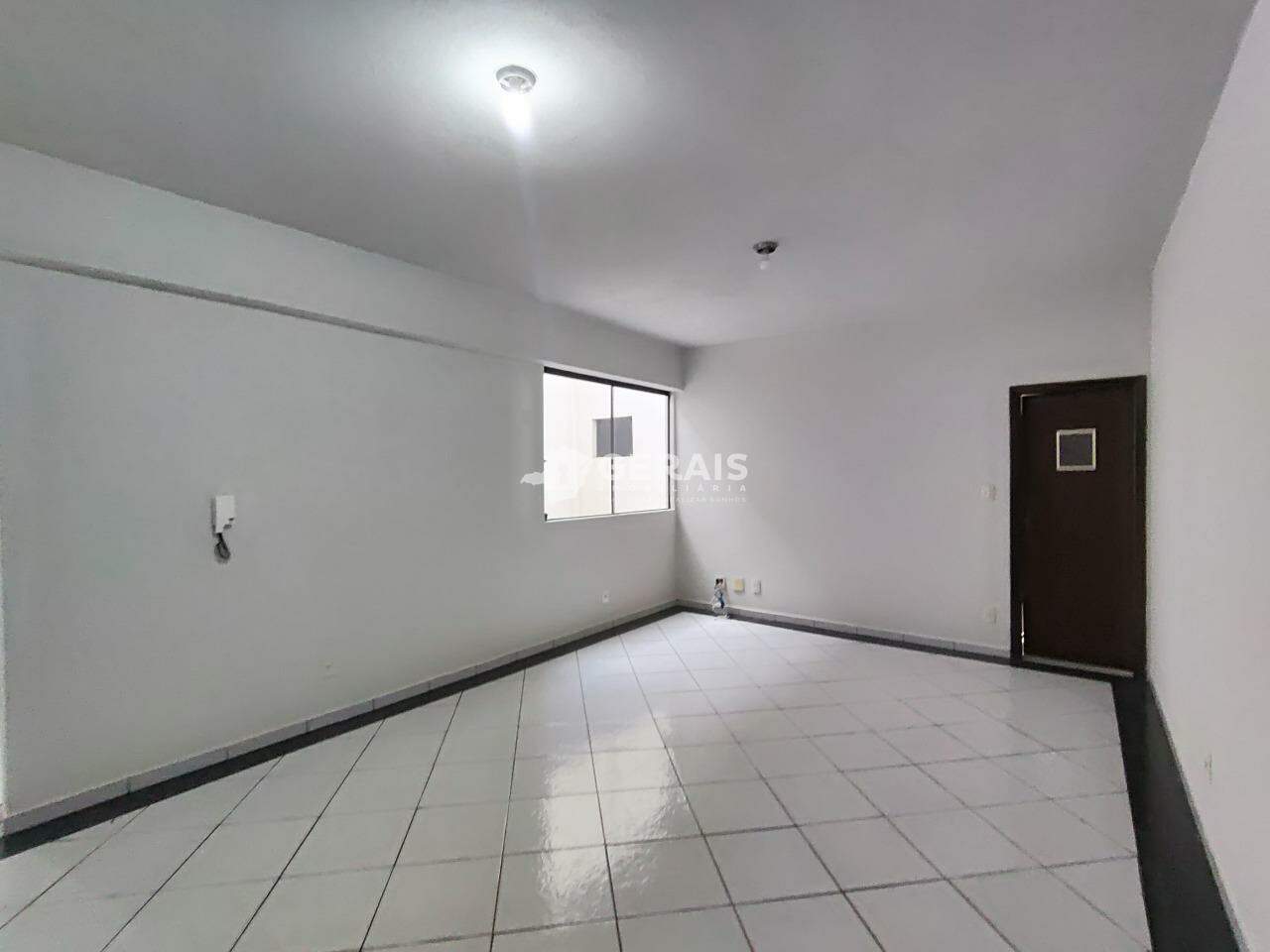 Apartamento para aluguel no CENTRO: 03 - SALA