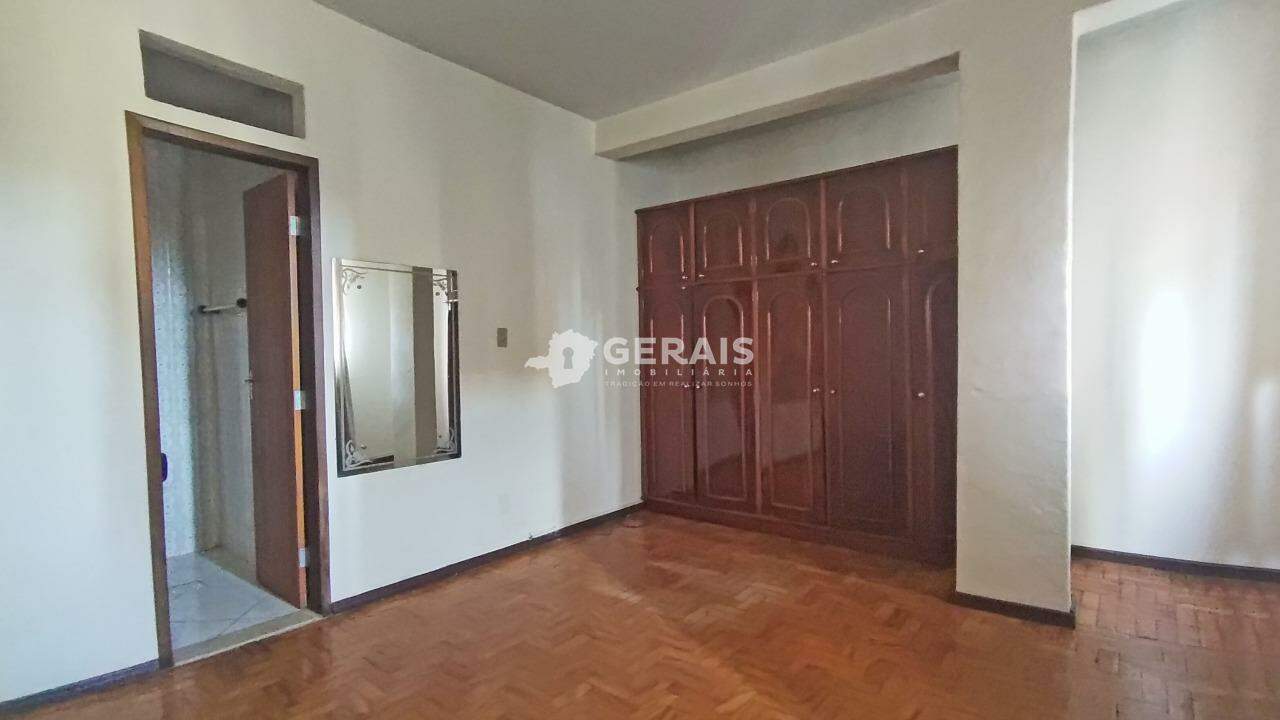 Apartamento para aluguel no CENTRO: 08- QUARTO SUÍTE