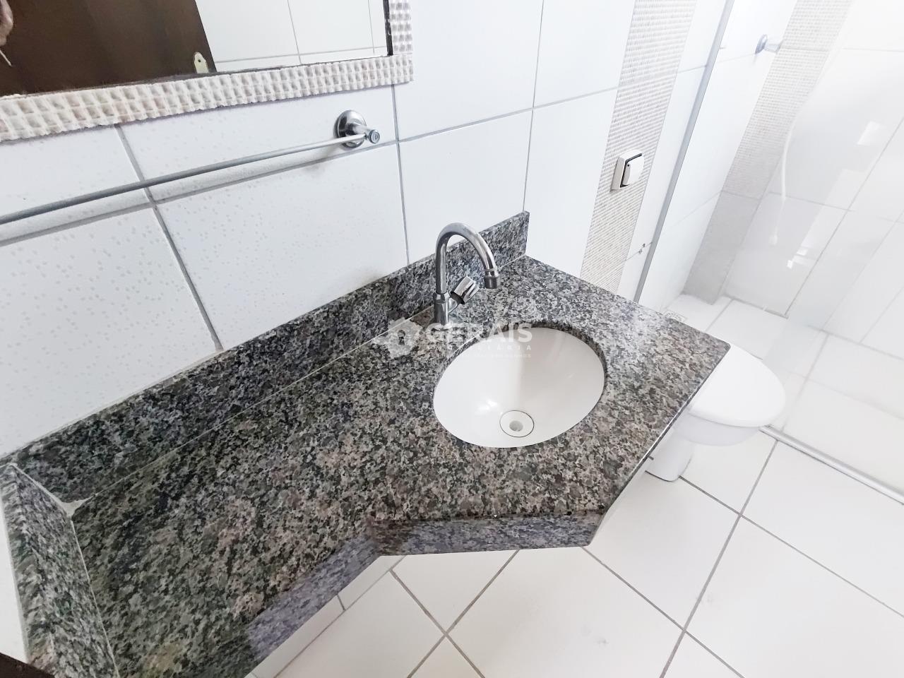 Apartamento para aluguel no BOM PASTOR: 07- BANHO SUÍTE