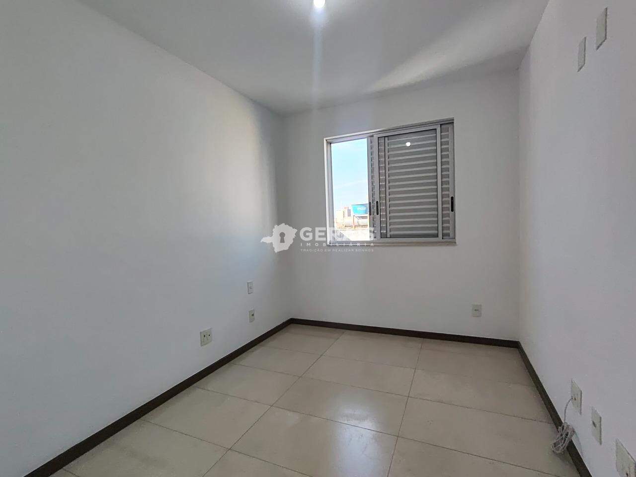 Apto Cobertura Duplex para aluguel no CENTRO: 08- QUARTO 01