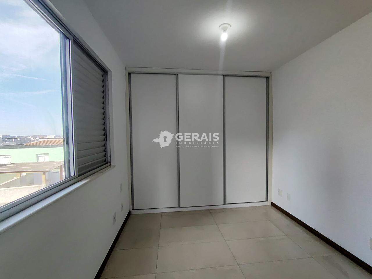Apto Cobertura Duplex para aluguel no CENTRO: 05- QUARTO SUÍTE