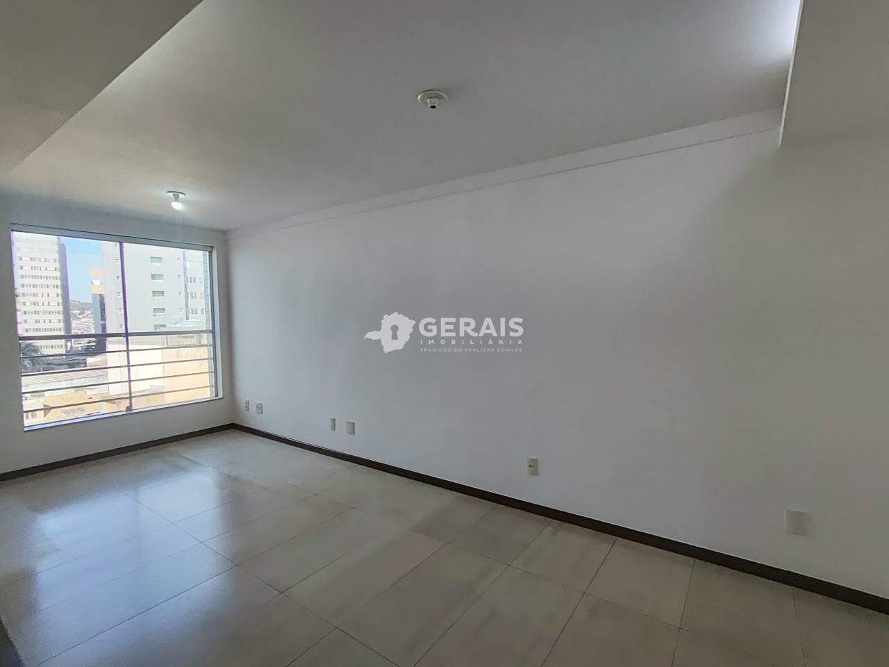 Apto Cobertura Duplex para aluguel no CENTRO: 04- SALA