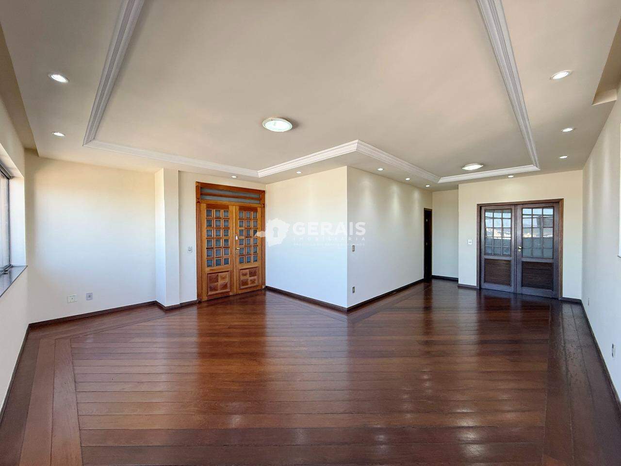Apartamento para aluguel no CENTRO: 04 - SALA P/ 02 AMBIENTES