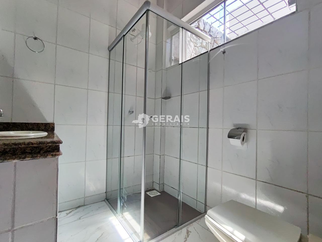 Casa para aluguel no ESPLANADA: 08 - BANHO SOCIAL