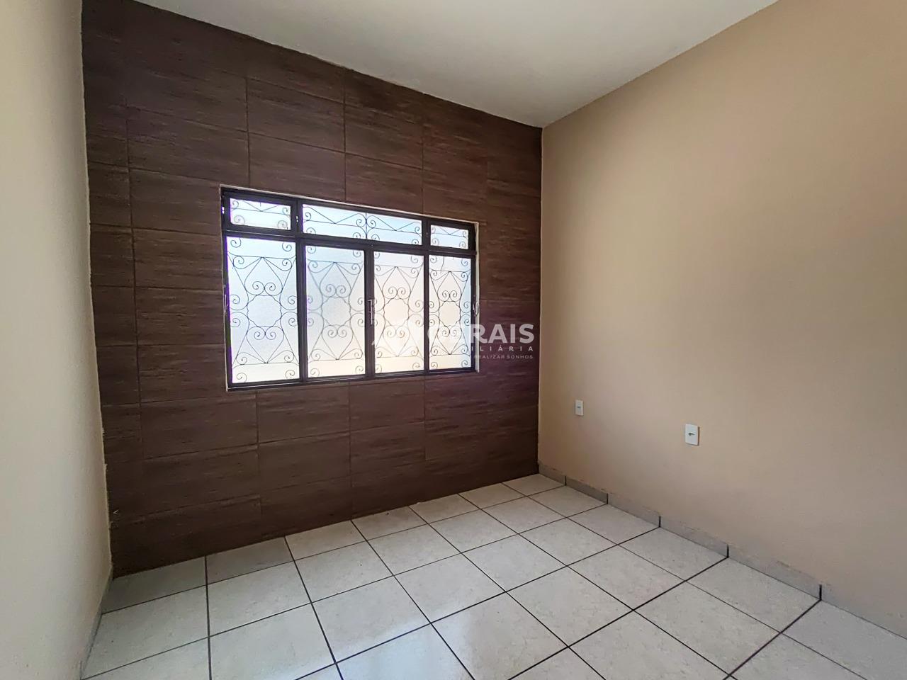 Casa para aluguel no ESPLANADA: 04 - QUARTO 01