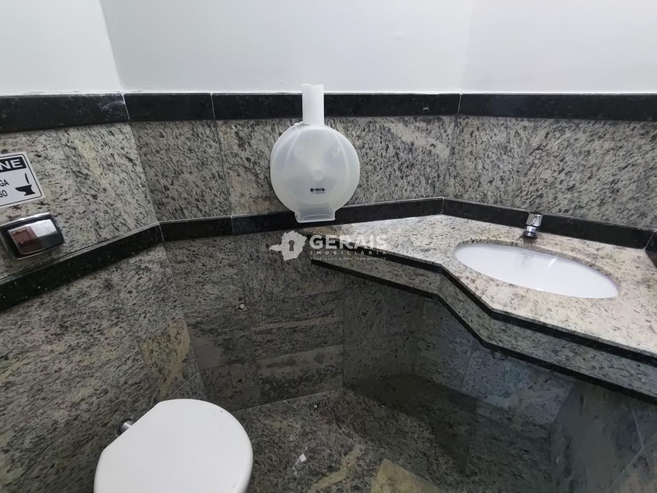 Loja para aluguel no CENTRO: 07- BANHEIRO