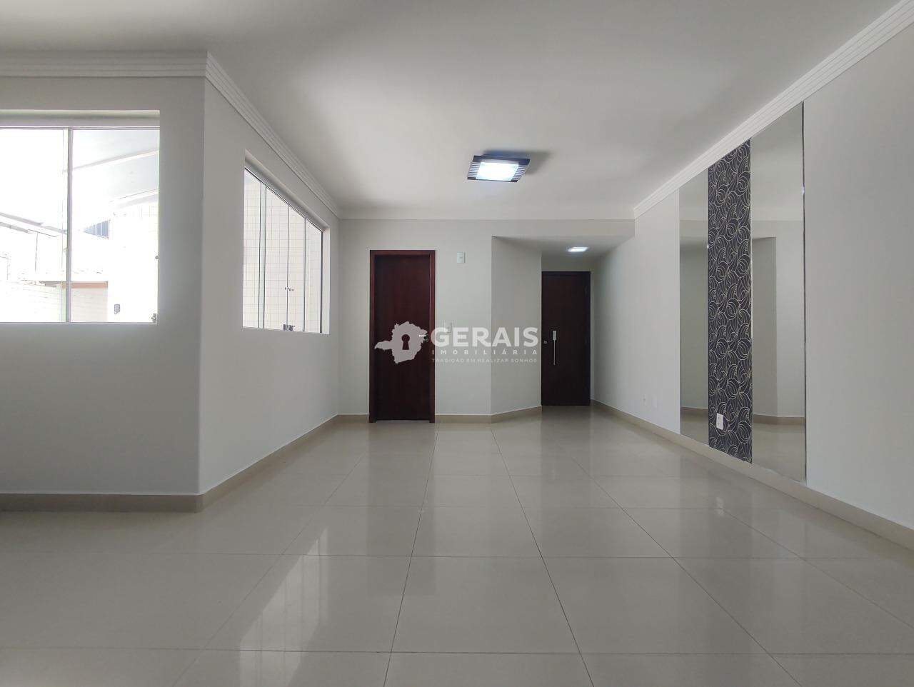 Apartamento para aluguel no CENTRO: 05 - SALA