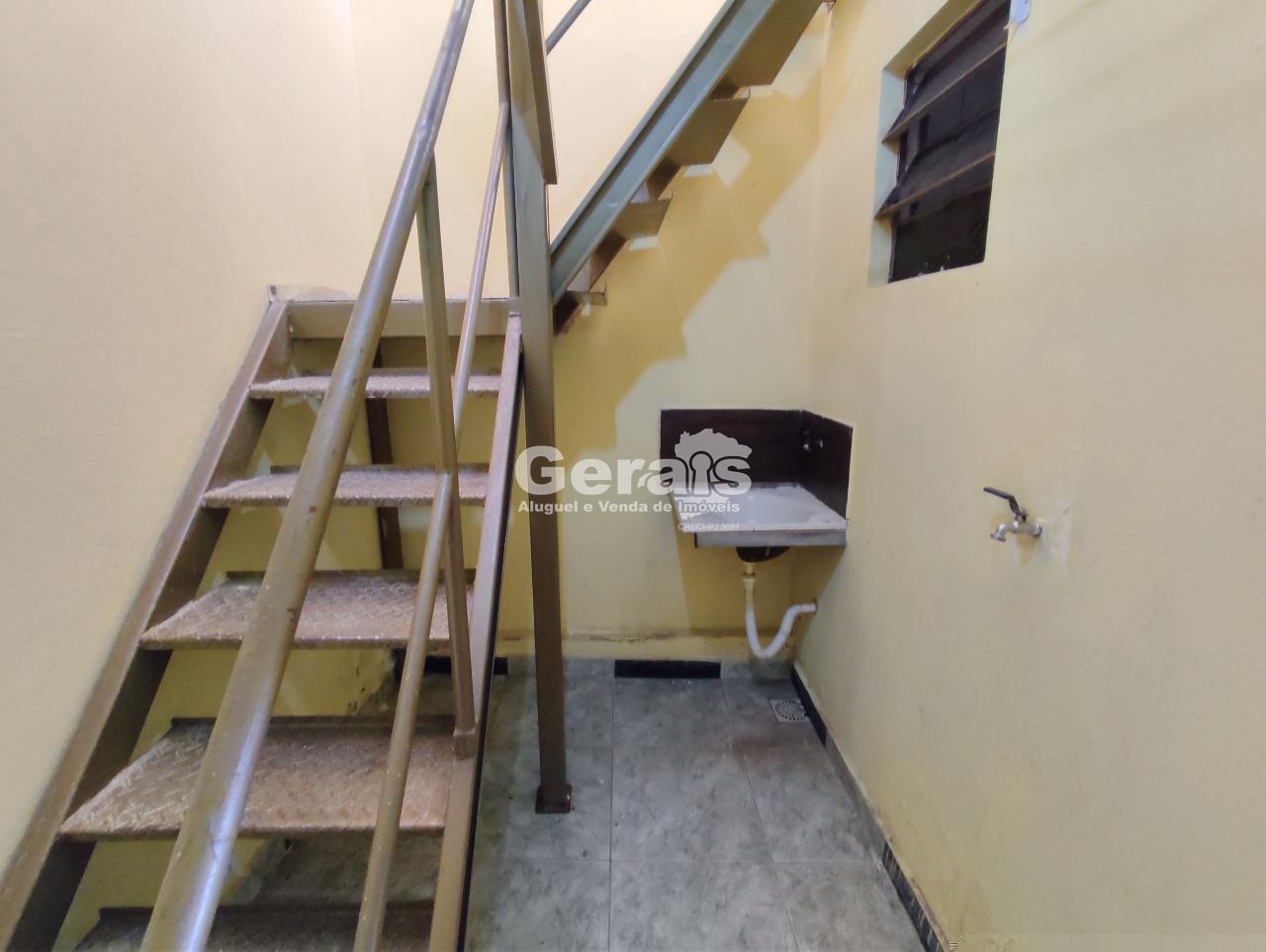 Barracão para aluguel no DANILO PASSOS: 08- ÁREA DE SERVIÇO