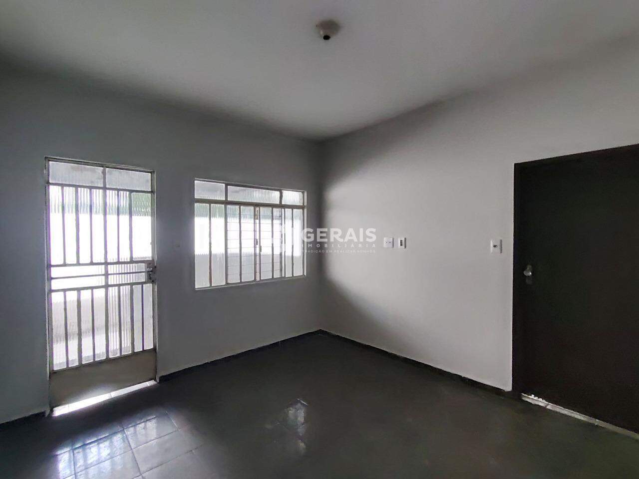 Casa para aluguel no PORTO VELHO: 04 - SALA