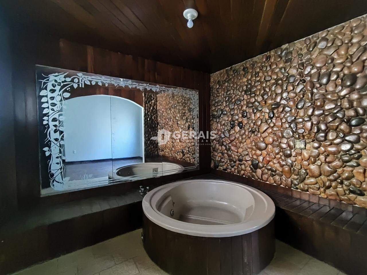 Casa para aluguel no SÃO JOSÉ: 09 - BANHO SUÍTE