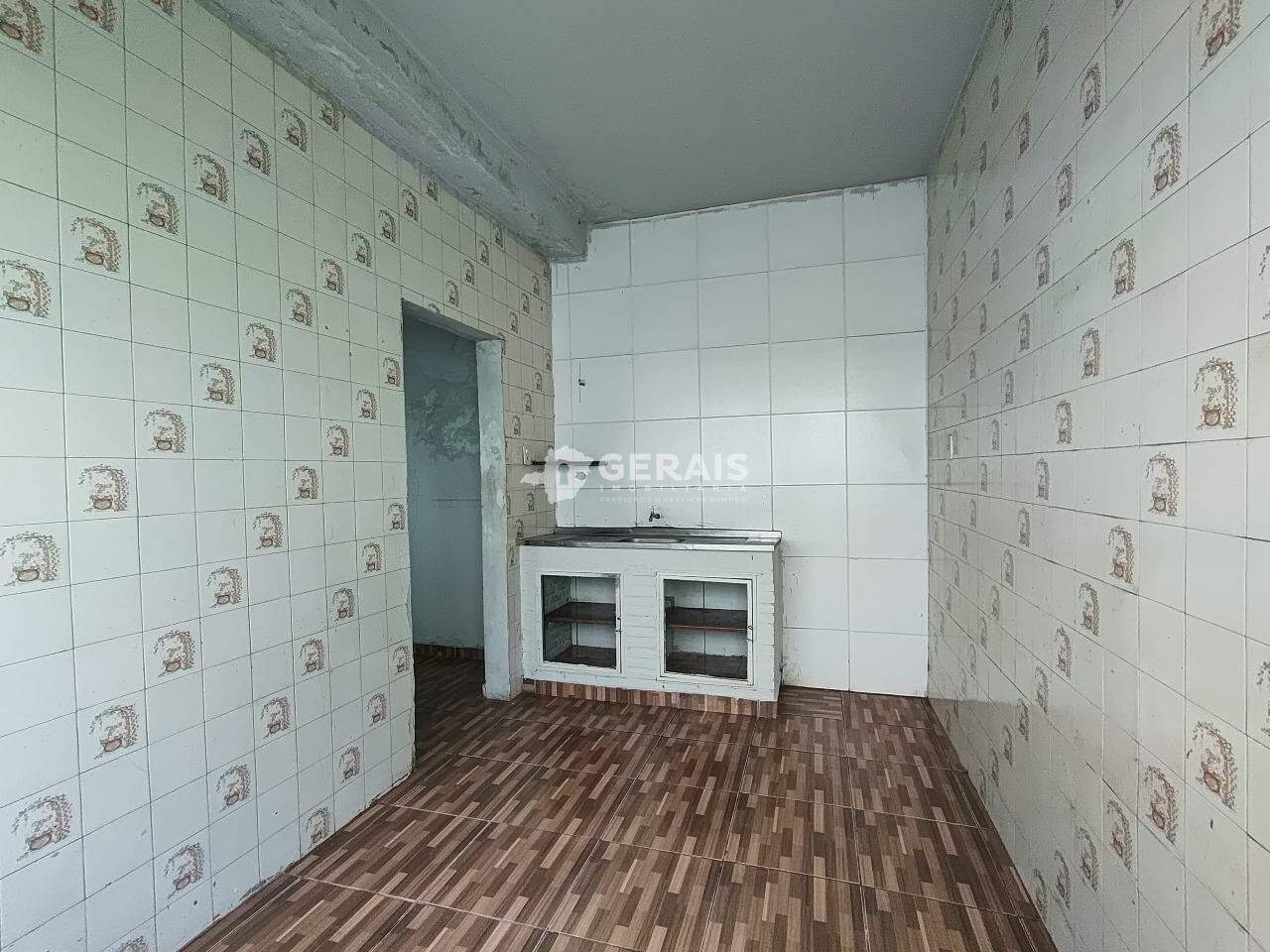 Casa para aluguel no BOM PASTOR: 09- COZINHA