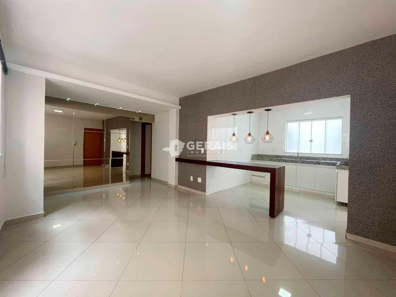 Apartamento para aluguel no CENTRO: 03- SALA