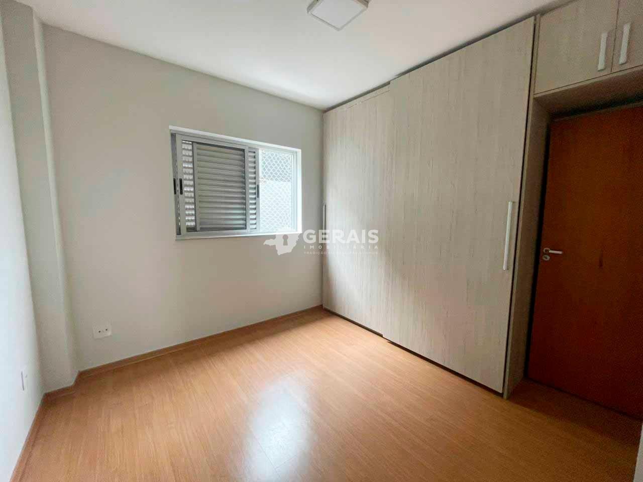 Apartamento para aluguel no CENTRO: 06- QUARTO 03 SUÍTE