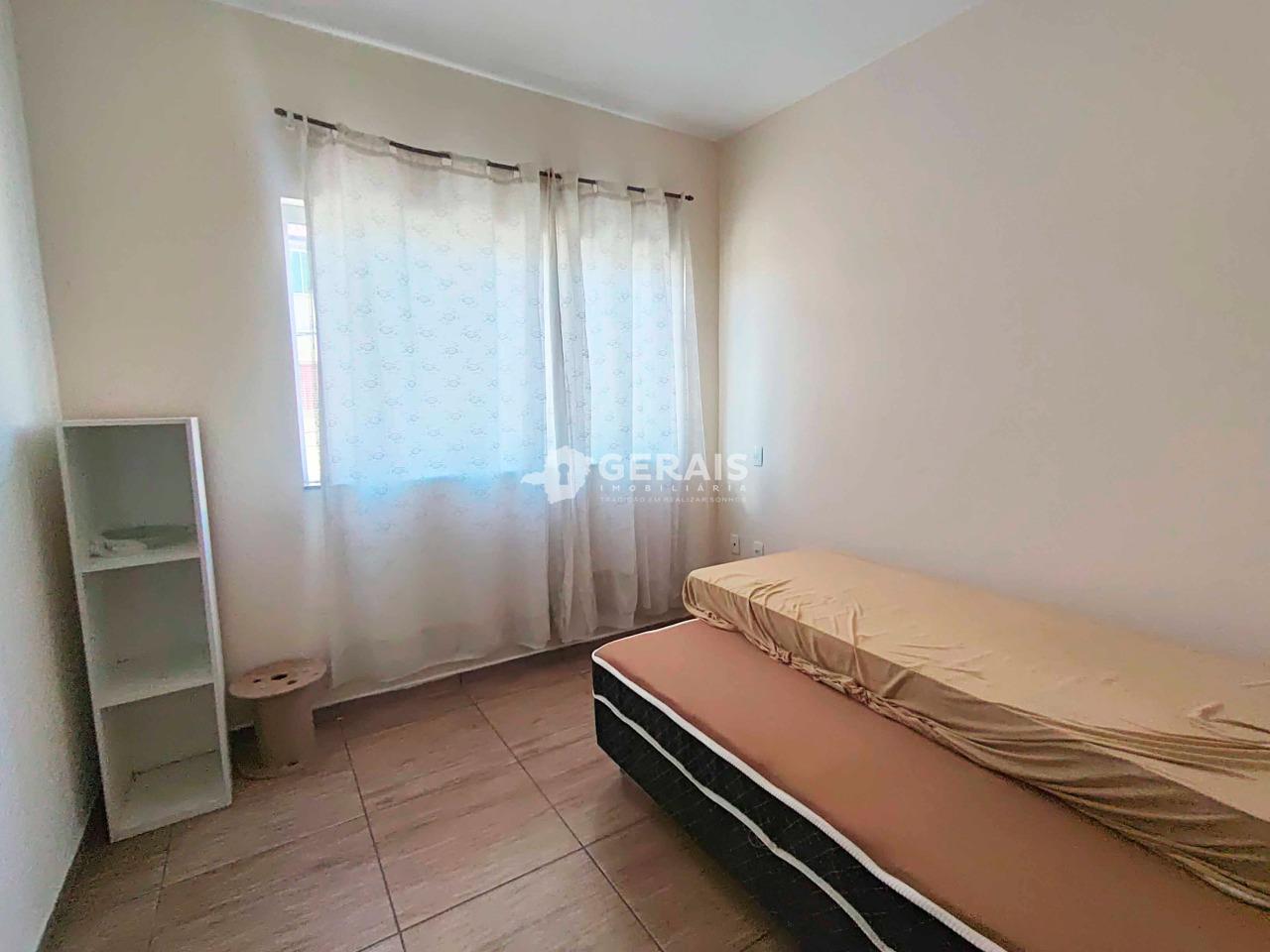 Casa para aluguel no MANOEL VALINHAS: 06- QUARTO 01