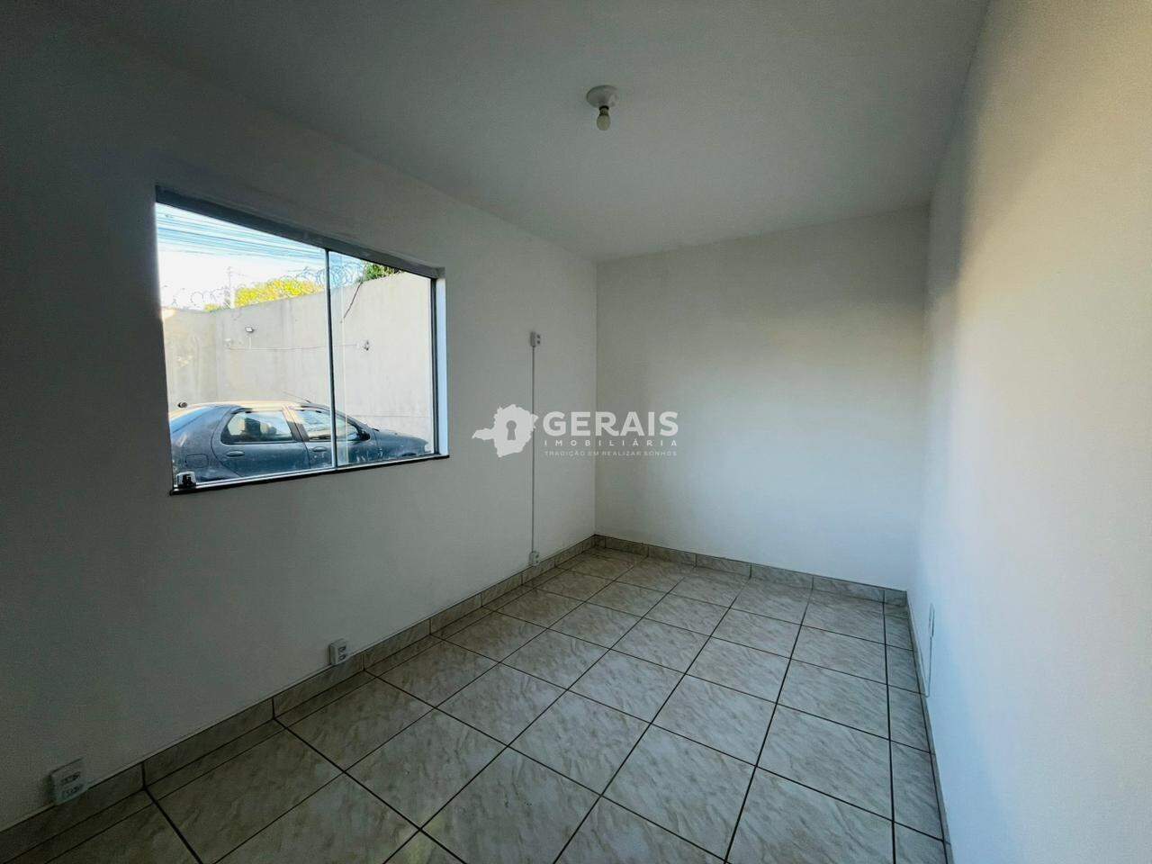 Apartamento à venda no JARDINOPOLIS: 04- QUARTO 01