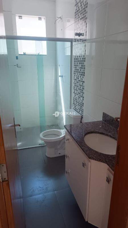 Apto Cobertura à venda no JARDINOPOLIS: 06- BANHO SOCIAL