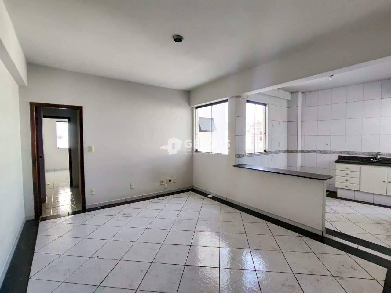 Apartamento para aluguel no CENTRO: 04 - SALA