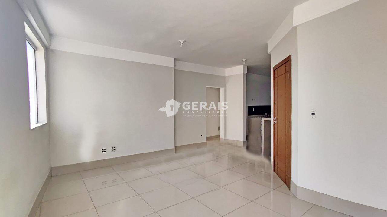 Apartamento para aluguel no BOM PASTOR: 04- SALA