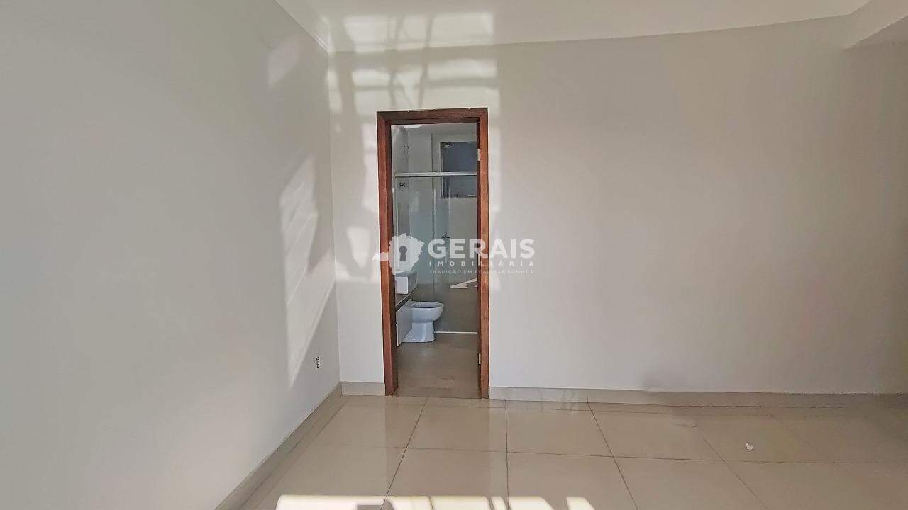 Apartamento para aluguel no BOM PASTOR: 07- QUARTO SUÍTE