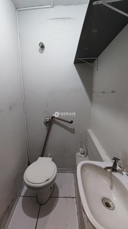 Loja para aluguel no CENTRO: 07- BANHEIRO