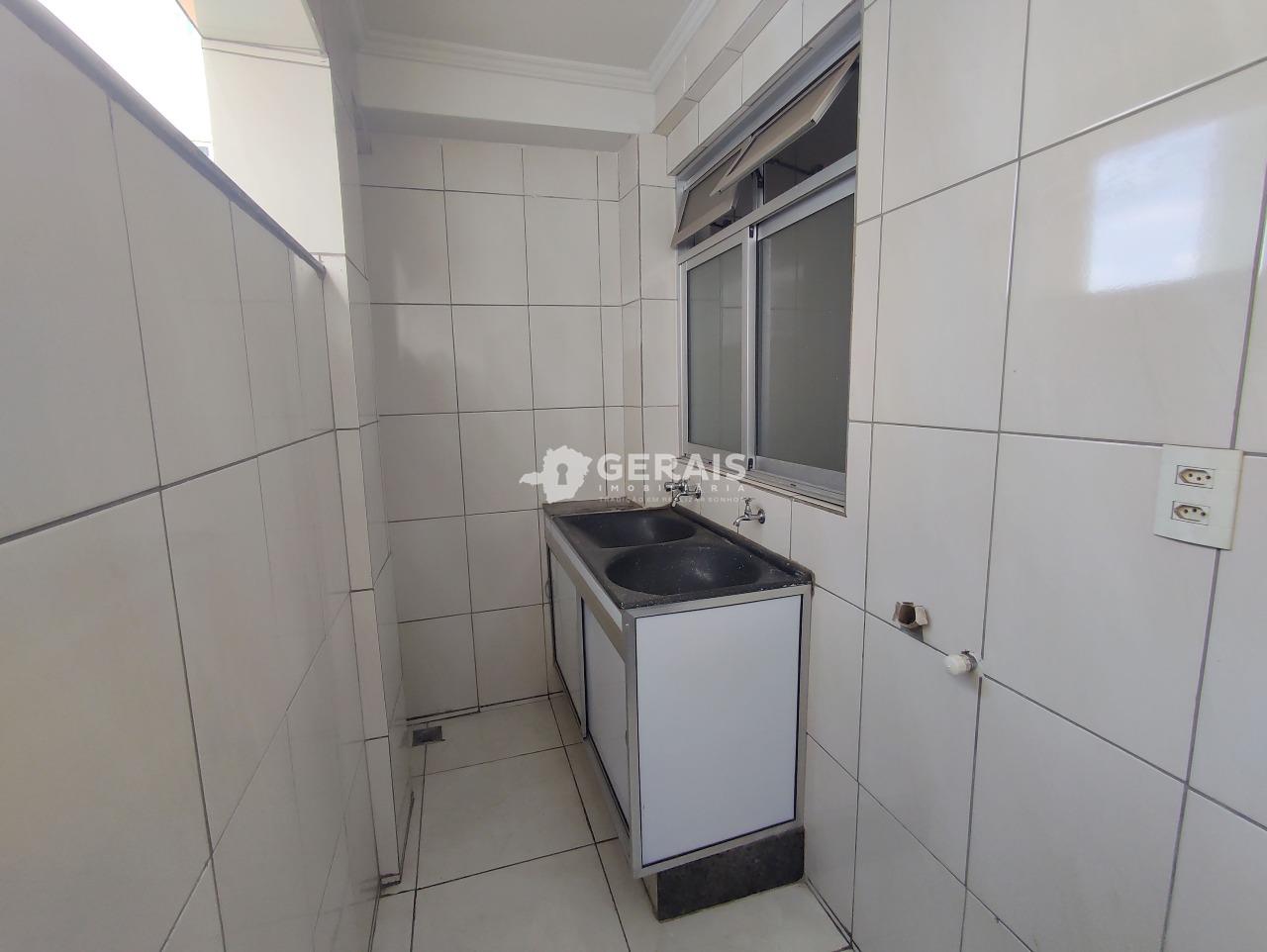 Apartamento para aluguel no SANTA CLARA: 09- ÁREA DE SERVIÇO