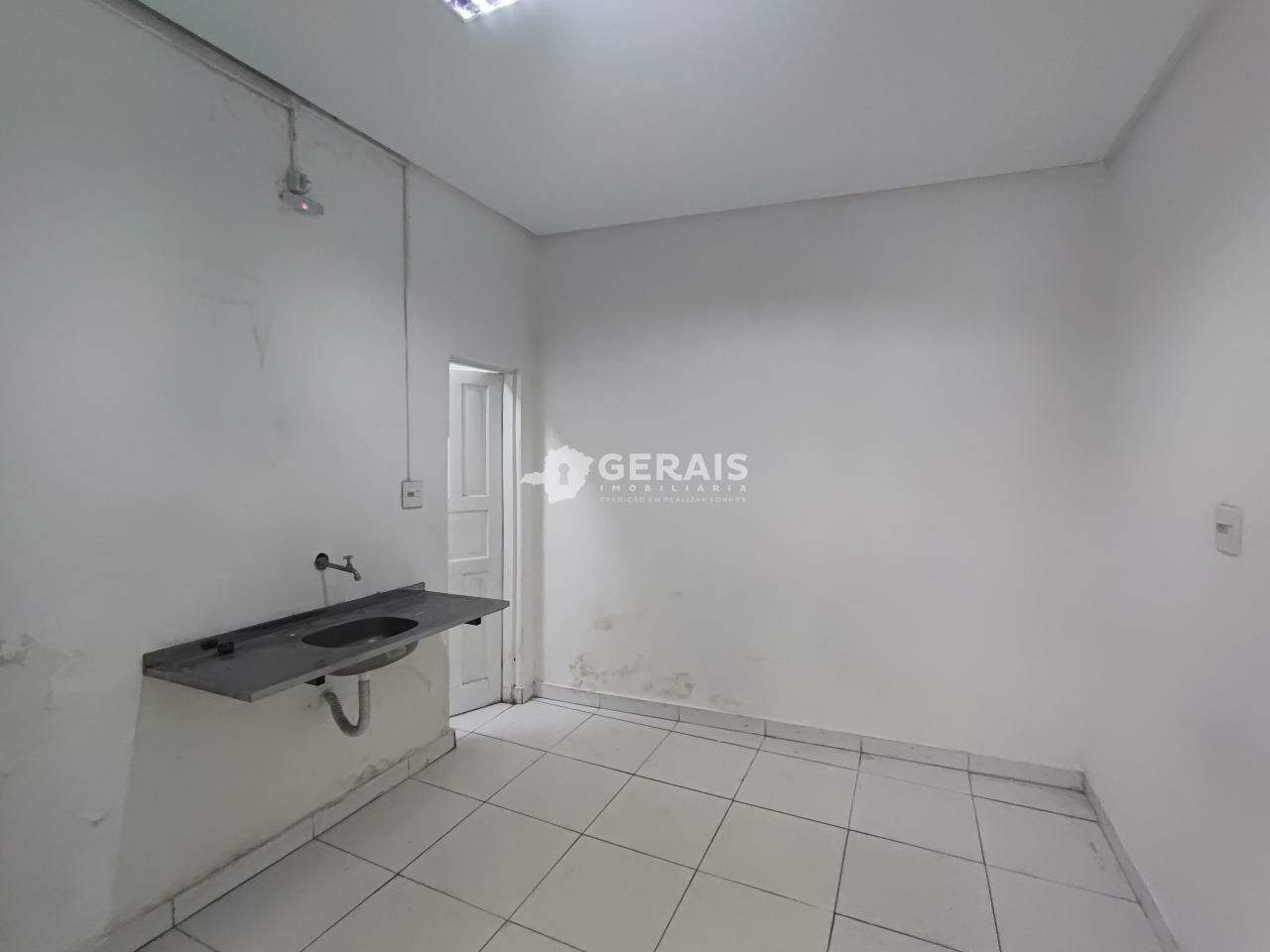 Loja para aluguel no CENTRO: 05- COZINHA