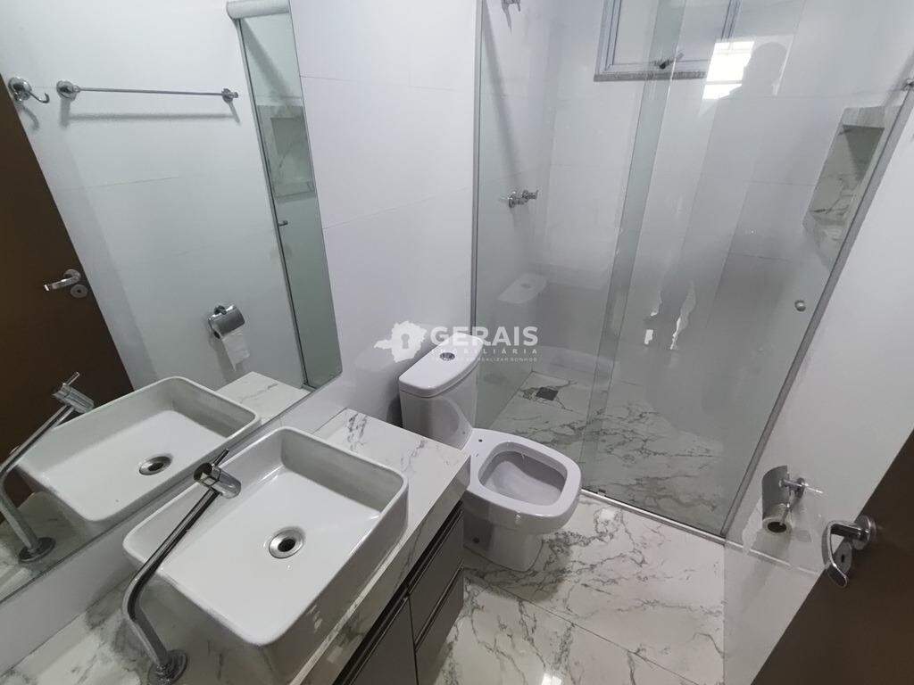 Apartamento para aluguel no SANTA CLARA: 07- BANHO SOCIAL