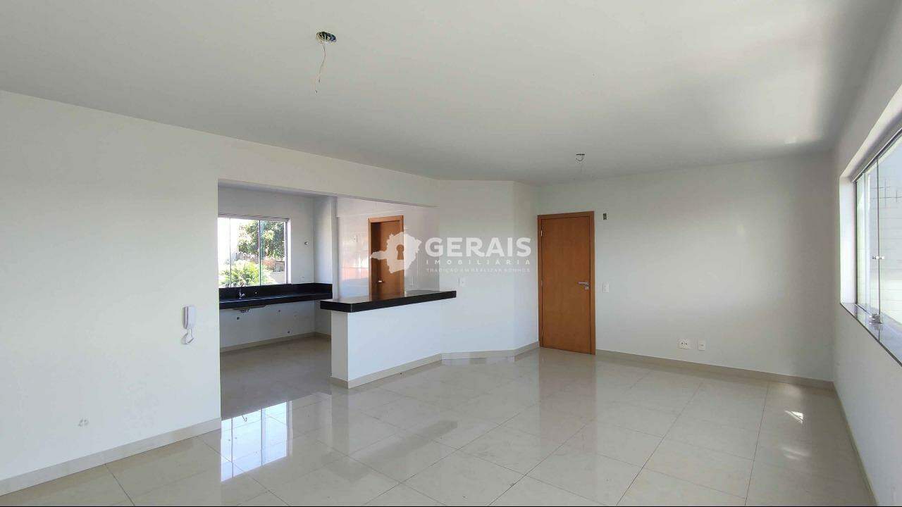 Apartamento à venda no SANTA CLARA: 07 - SALA