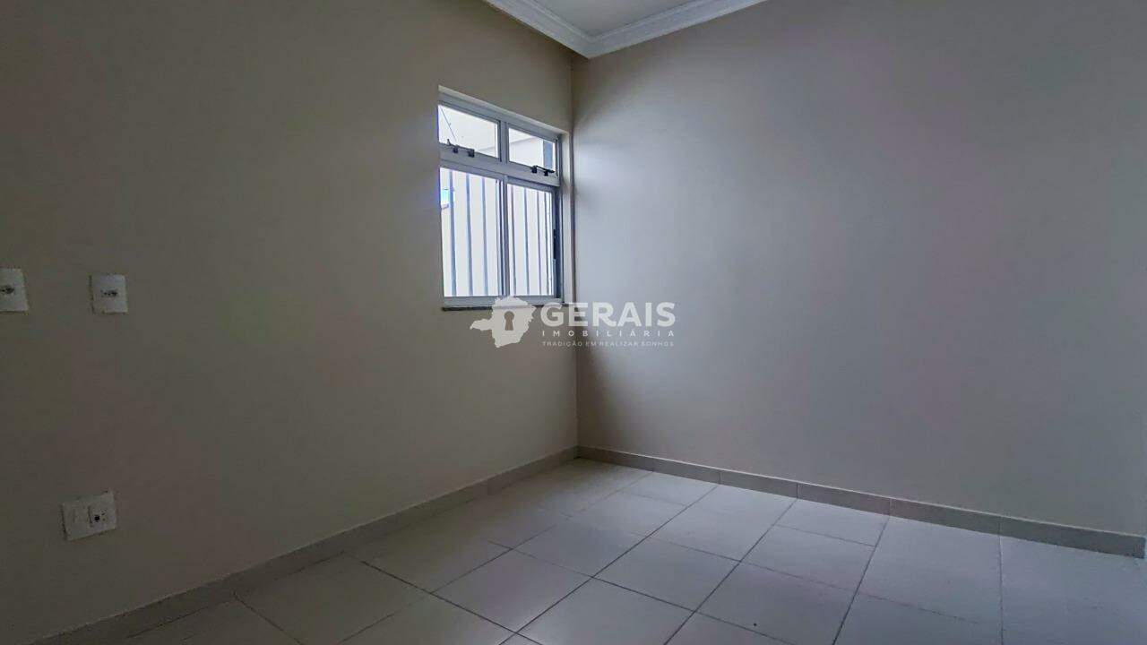 Apartamento para aluguel no BOM PASTOR: 06- QUARTO 01