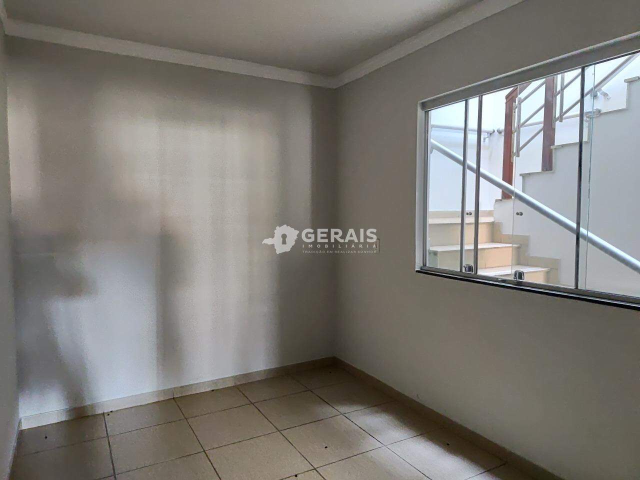 Casa para aluguel no BOM PASTOR: 06 - QUARTO 01