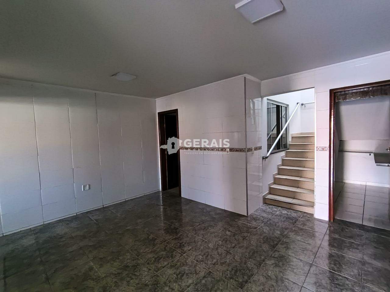 Casa para aluguel no BOM PASTOR: 03 - SALA