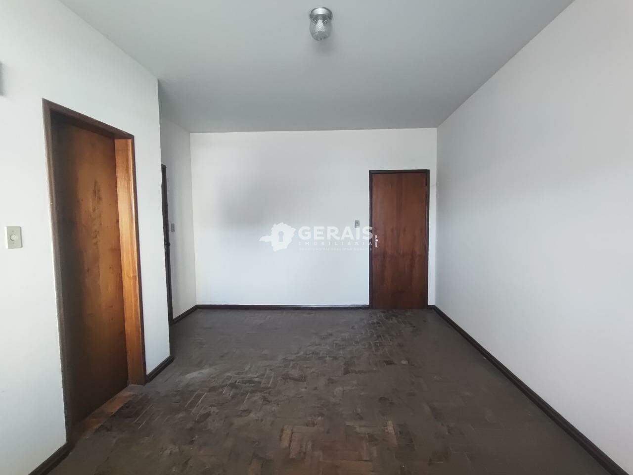 Apartamento para aluguel no CENTRO: 03 - SALA