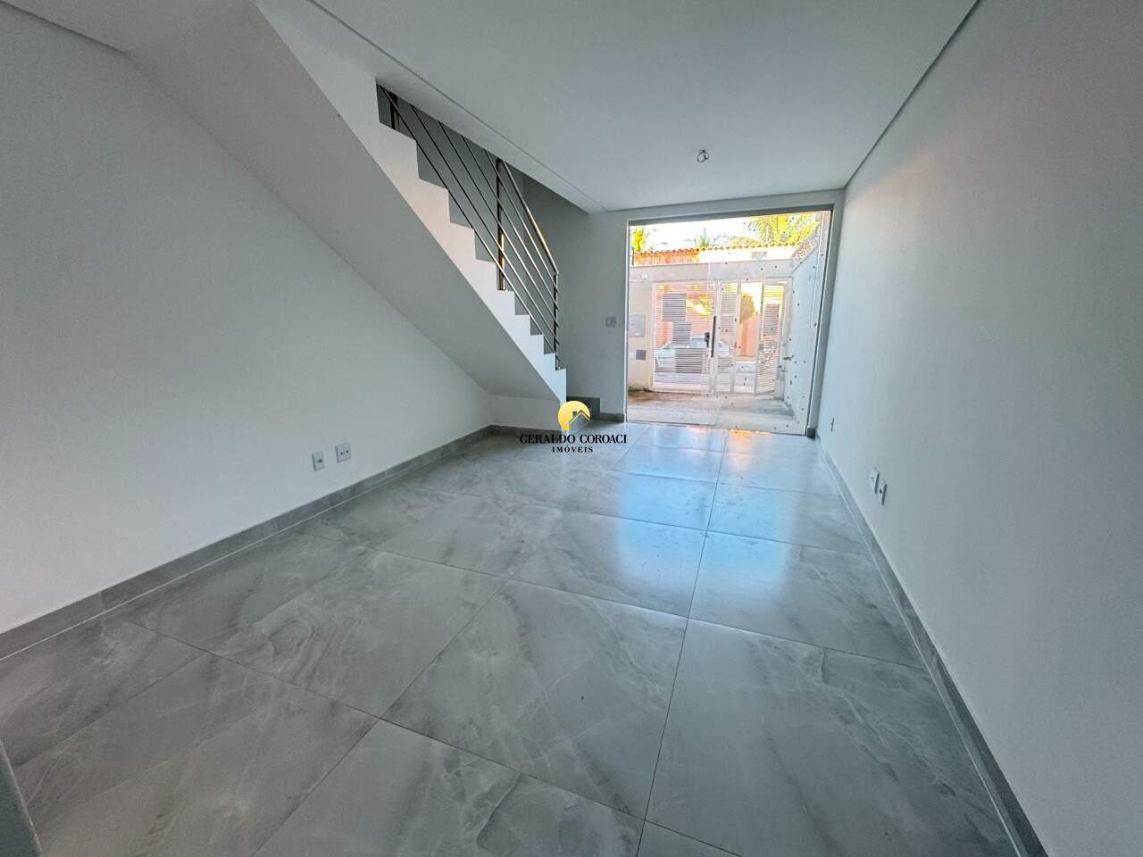 Casa à venda no Planalto: 