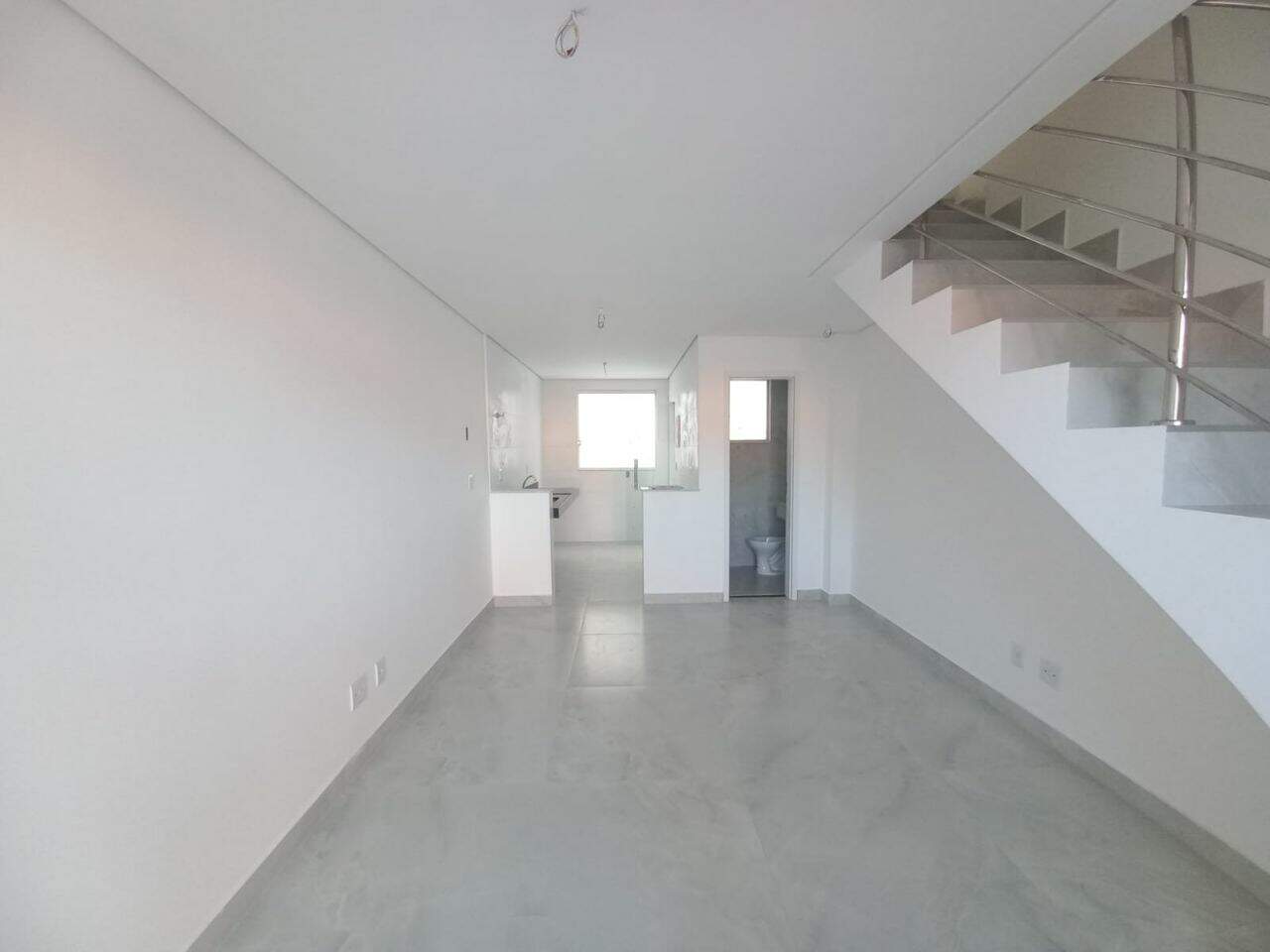 Casa à venda no Planalto: 