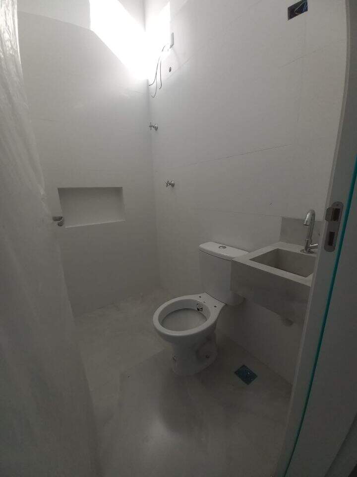 Casa à venda no Planalto: 