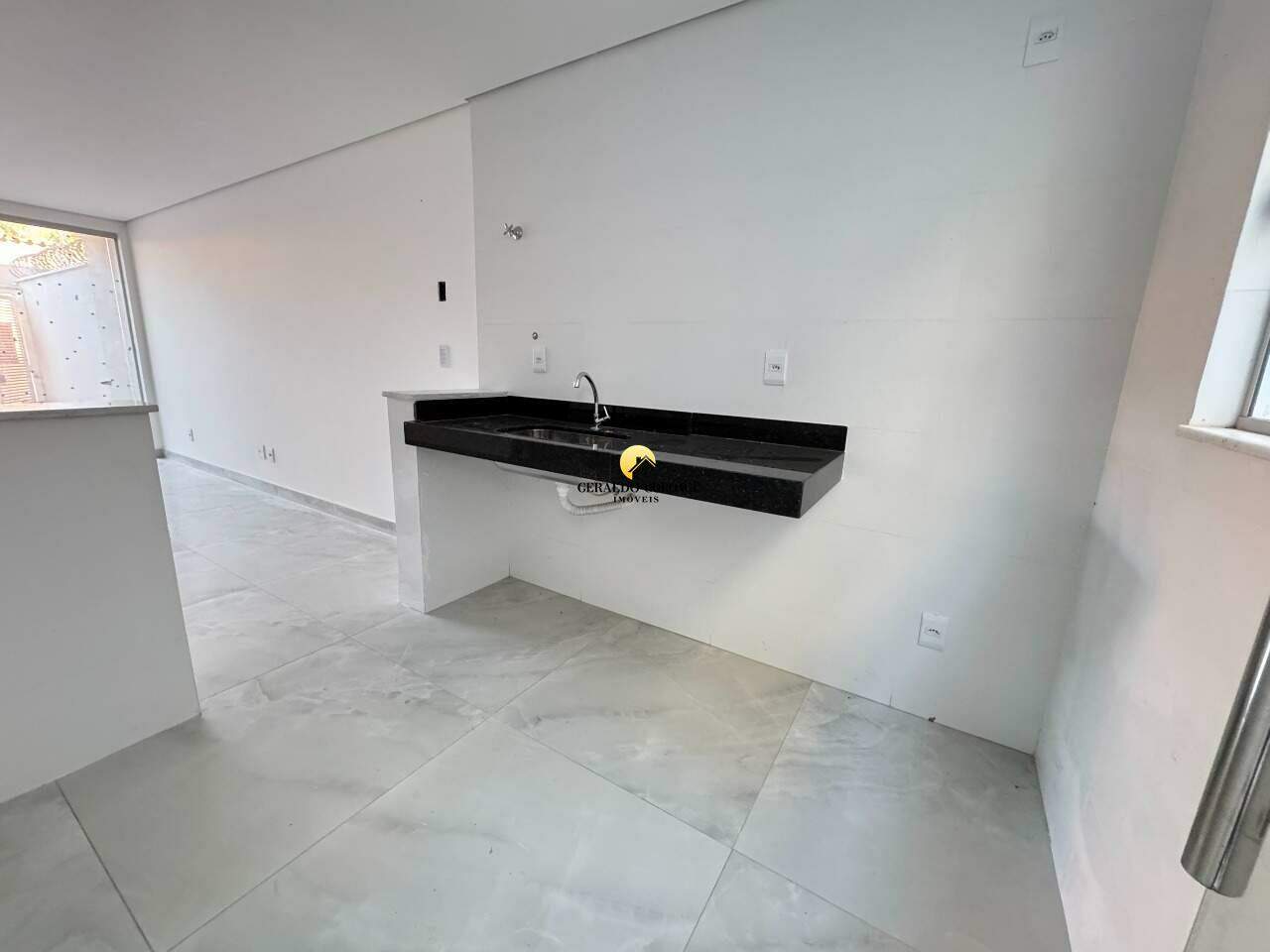 Casa à venda no Planalto: 