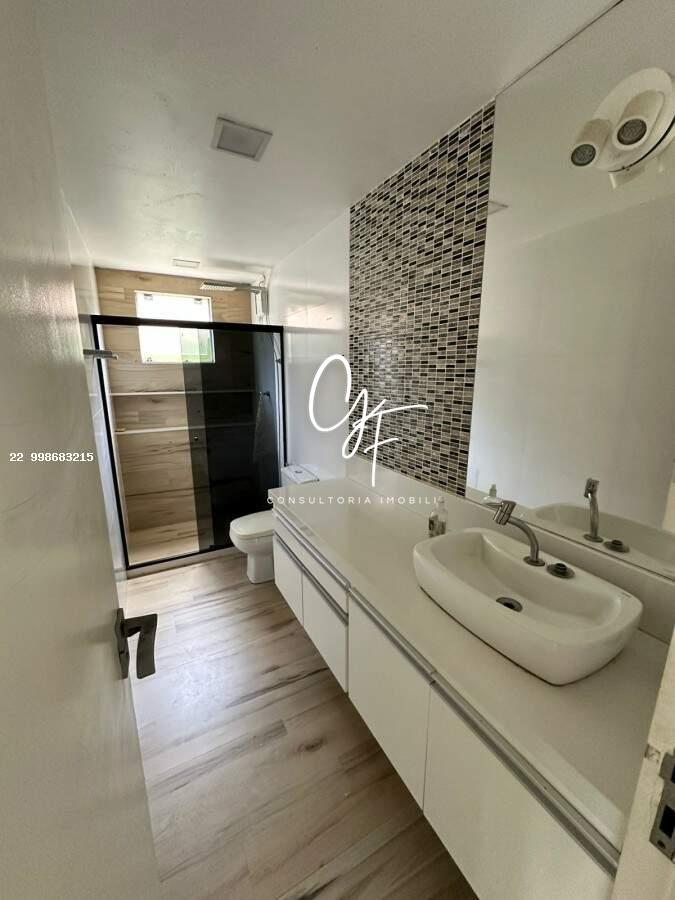 Casa à venda no Centro: 