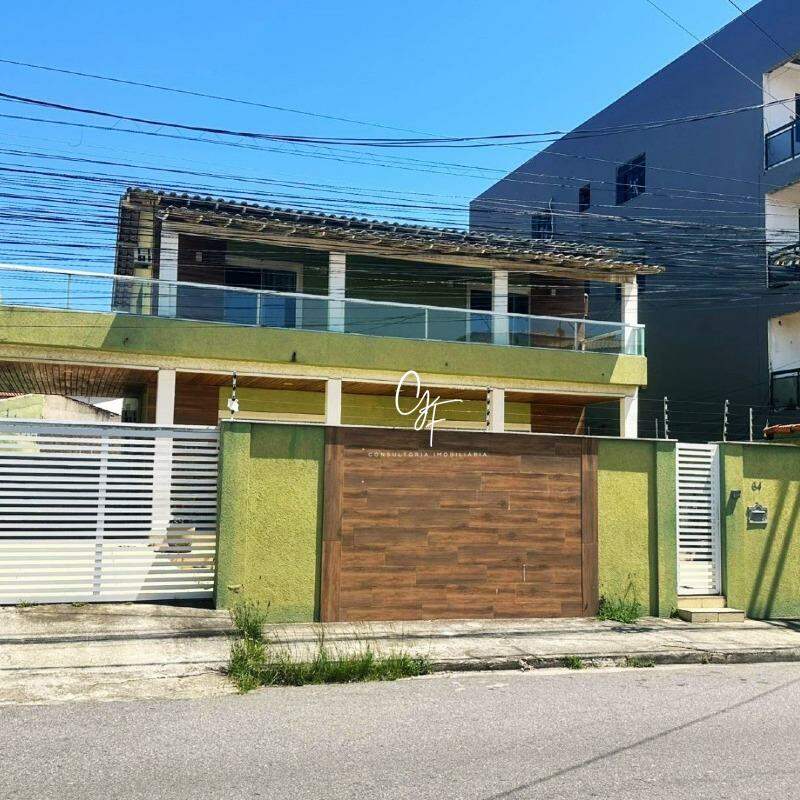 Casa à venda no Centro: 